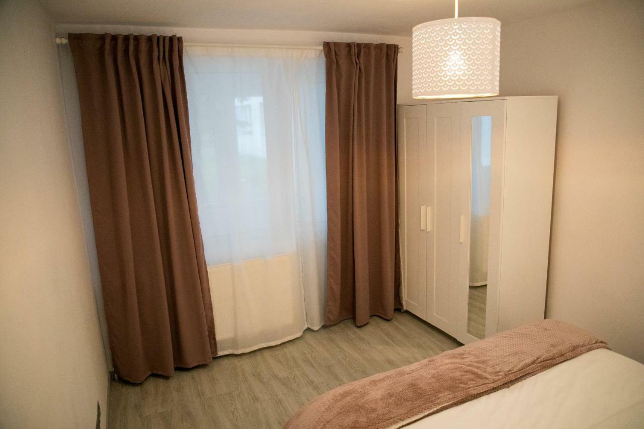Apartament Toplita エクステリア 写真