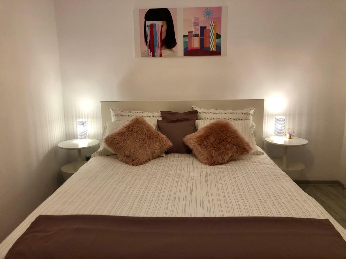 Apartament Toplita エクステリア 写真